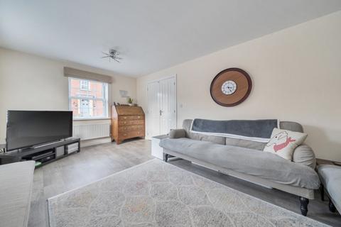 4 bedroom semi-detached house for sale, Lewis Close, Bedford