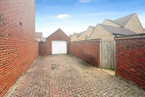4 bedroom detached house for sale, Kempton Close, Oxfordshire OX26