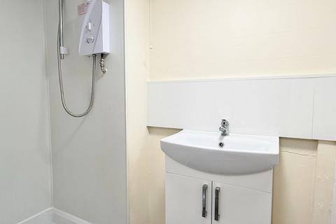 undefined, Flat 3,  108 High Street, Newmarket