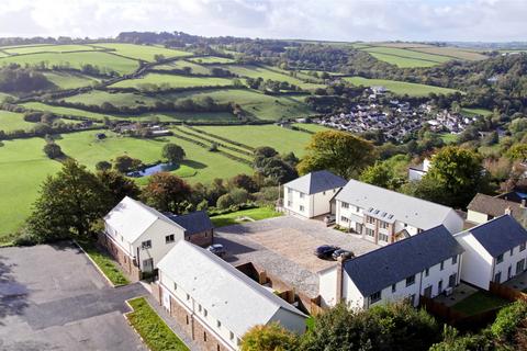 4 bedroom semi-detached house for sale, Market Gardens, Torrington, Devon, EX38