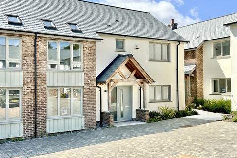 4 bedroom semi-detached house for sale, Market Gardens, Torrington, Devon, EX38