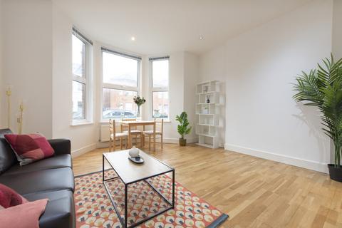 1 bedroom apartment to rent, Skardu Road, Cricklewood, London, NW2