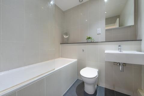 1 bedroom apartment to rent, Skardu Road, Cricklewood, London, NW2