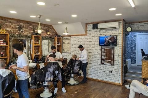 Retail property (high street) for sale, 35 Woodbridge Hl Guildford GU2 9AA