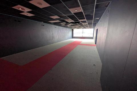 Retail property (high street) to rent, 163 Fleet Rd Fleet GU51 3PD