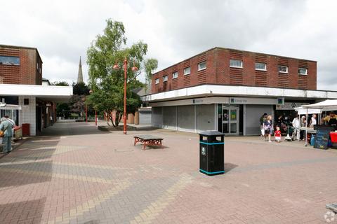 Office to rent, Rochdale Rd Oldham OL2 5QD