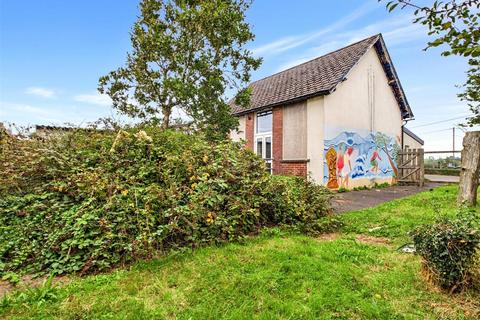Mixed use for sale, 1 St. Andrews Close Sutcombe EX22 7PL