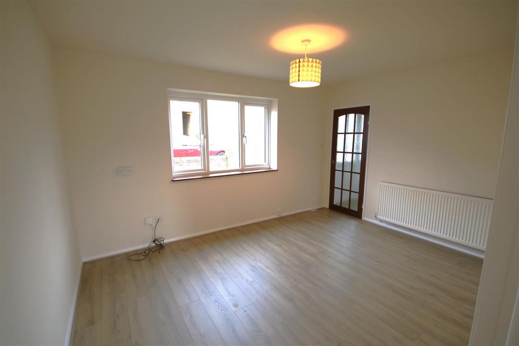 Living Room a.JPG