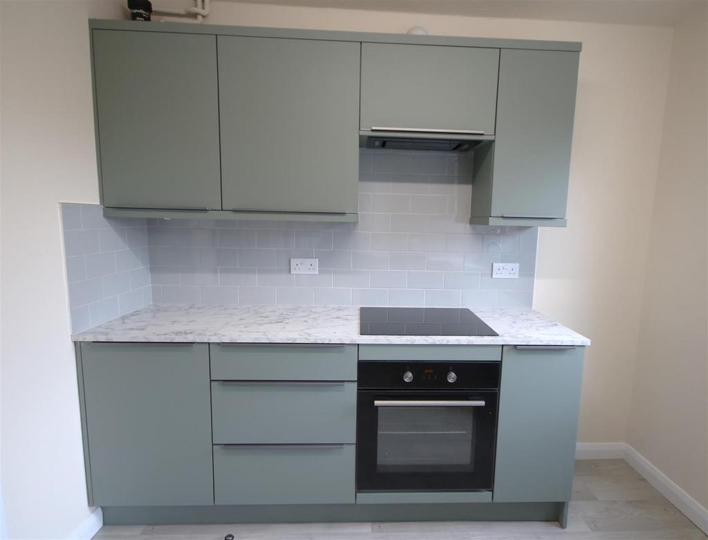 Kitchen d.JPG