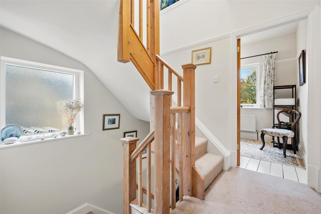 First floor landing.jpg
