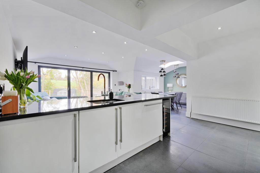 Kitchen-Day Room