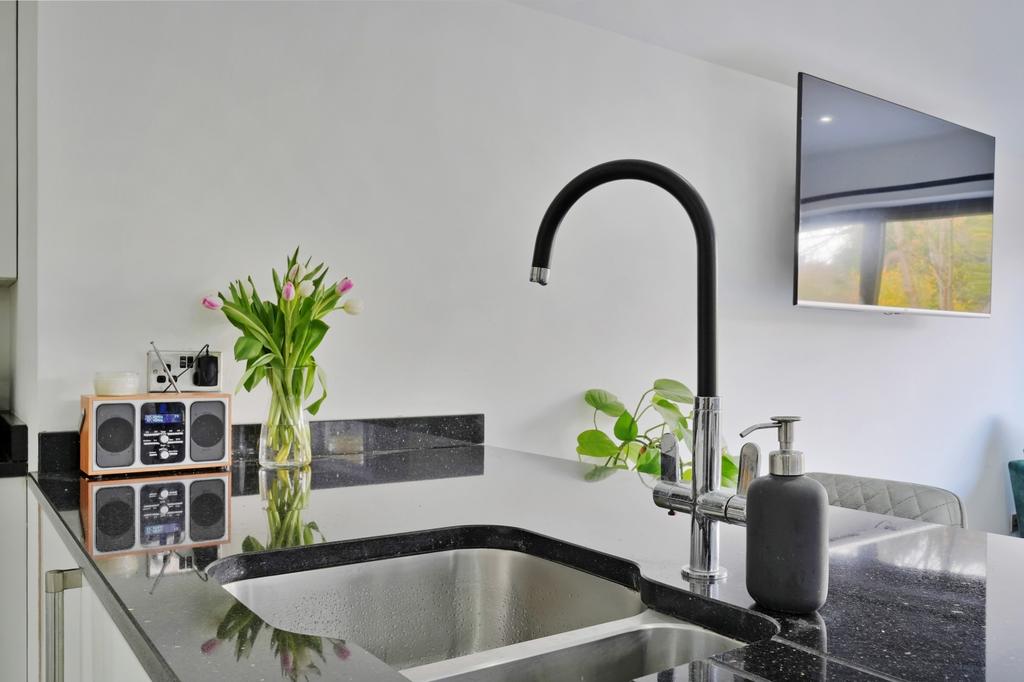Kitchen-Day Room