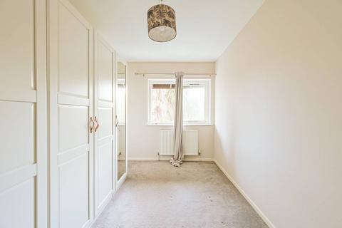 3 bedroom semi-detached house to rent, Manchester Road, Isle Of Dogs, London, E14