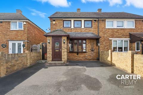 undefined, Cruick Avenue, South Ockendon, RM15