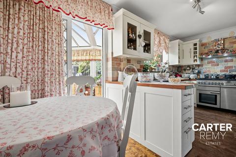 undefined, Cruick Avenue, South Ockendon, RM15