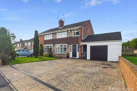 3 bedroom semi-detached house for sale, Wolsingham Drive, North Yorkshire TS5