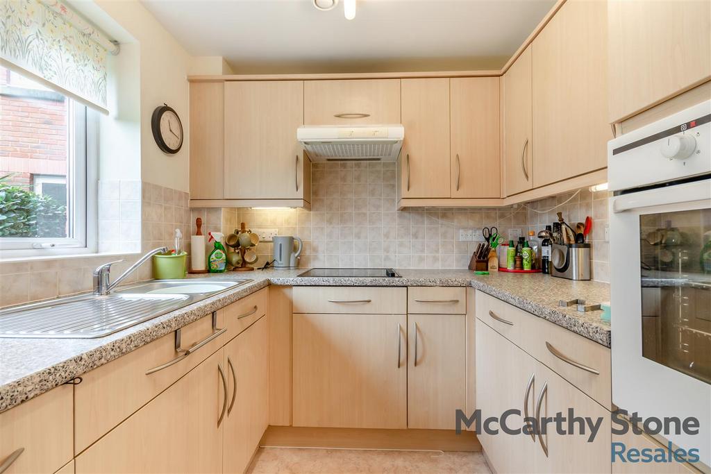 8668650-interior05.jpg