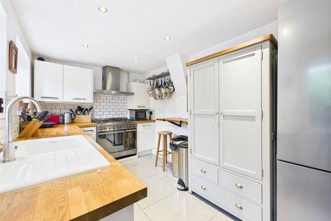 undefined, Glenfall Street, Cheltenham, Gloucestershire, GL52