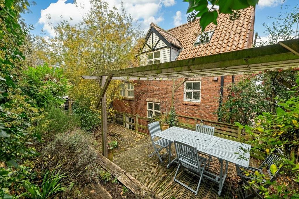 Generated custom 1762446913.png