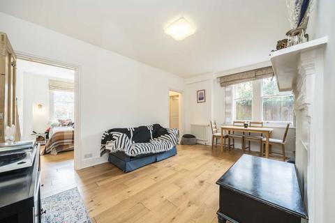 2 bedroom flat for sale, Hemstal Road, London NW6