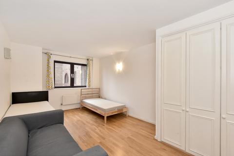 2 bedroom flat to rent, Sailmakers Court, Regent On The River William Mo, Hammersmith and Fulham, London, SW6