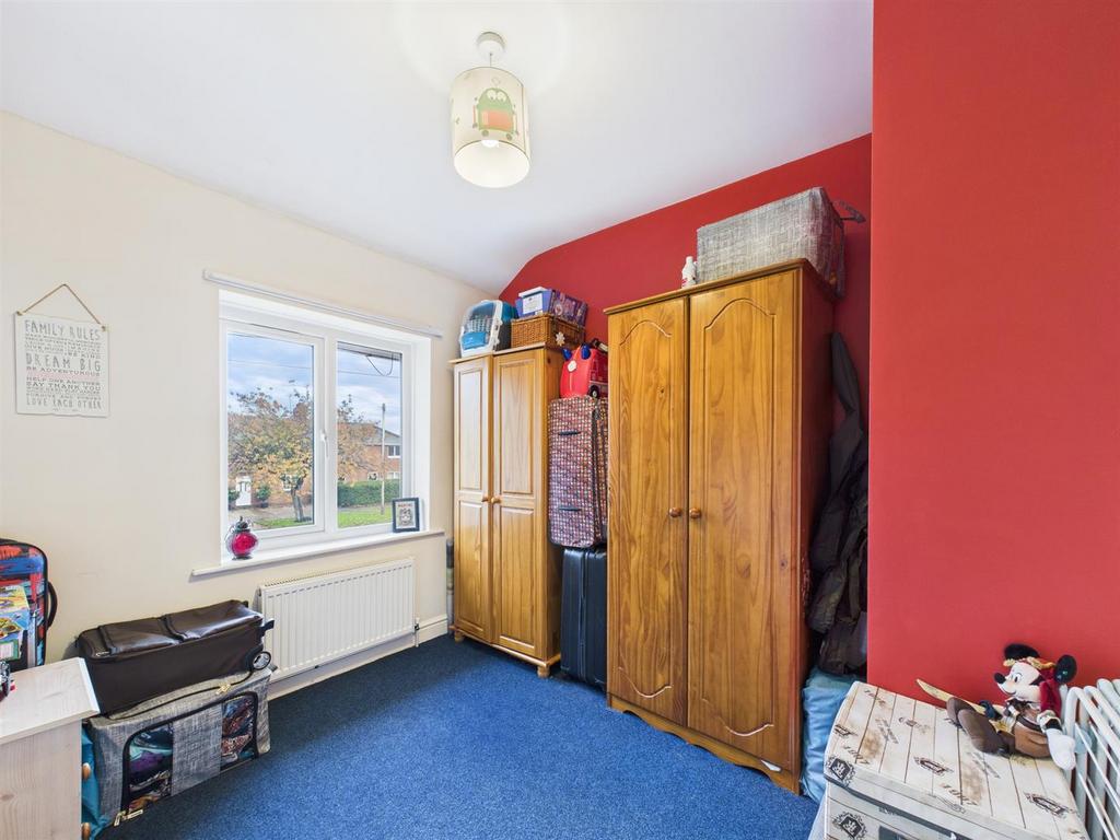 Bedroom: