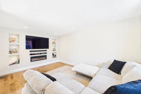 undefined, St. Johns Road, Sandhurst, Berkshire, GU47