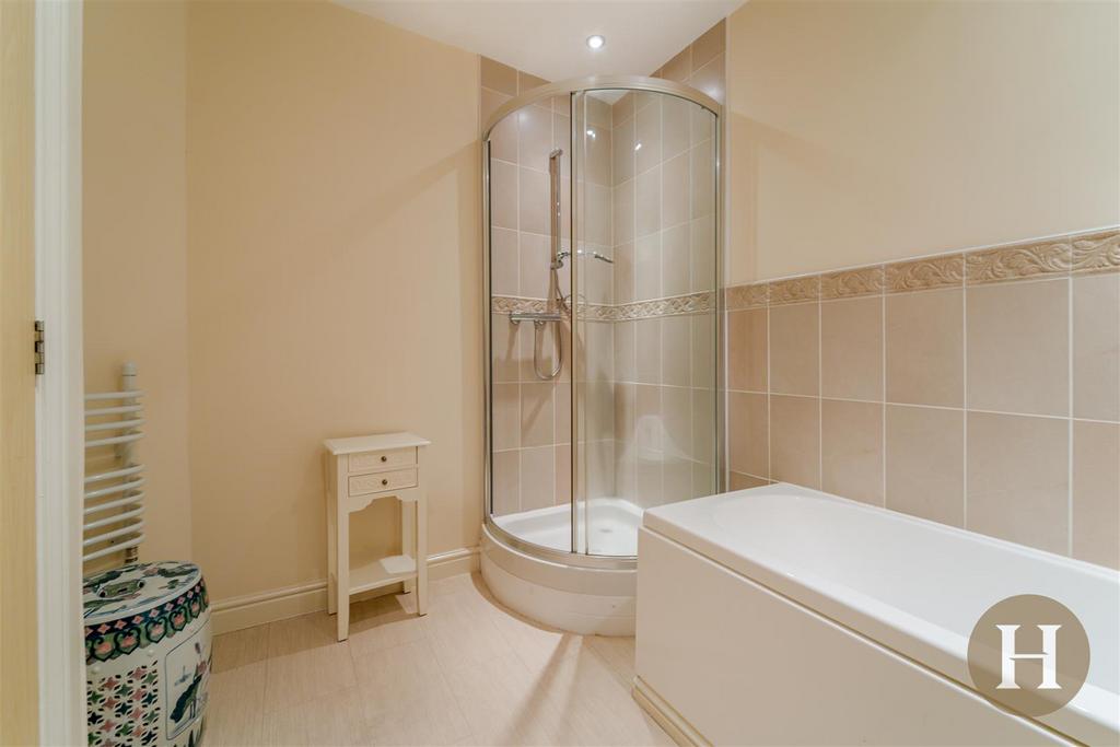 Hadleigh Estate Agents-1.jpg