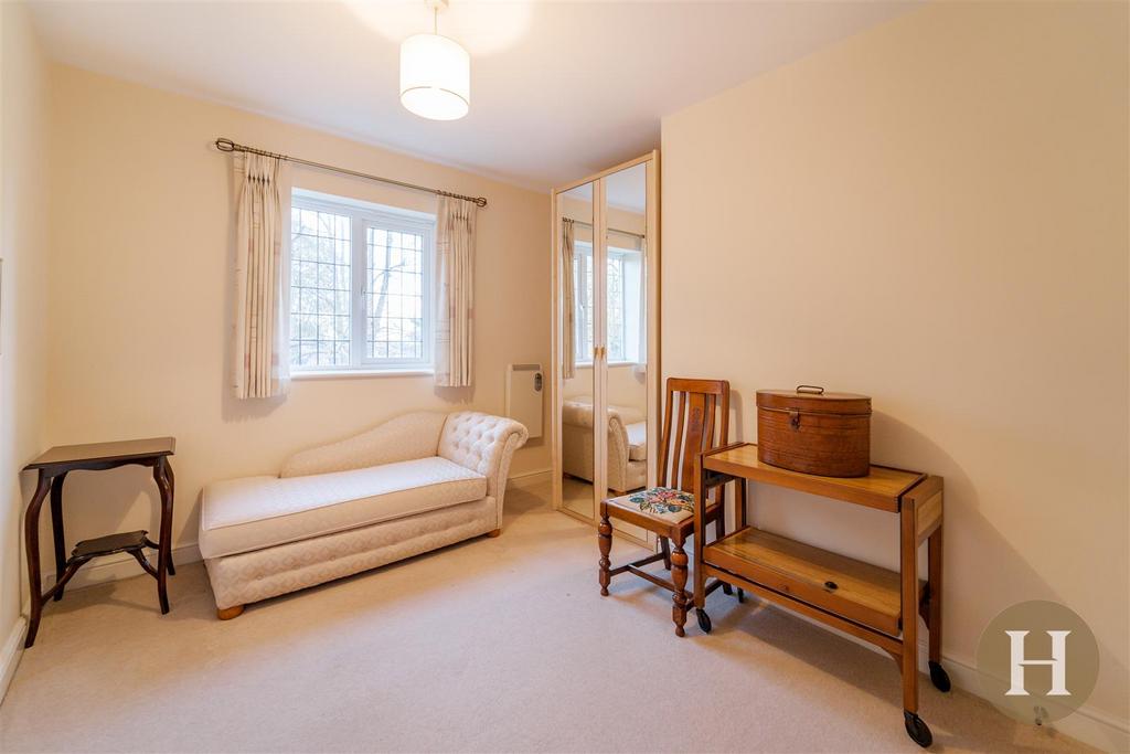 Hadleigh Estate Agents-27.jpg