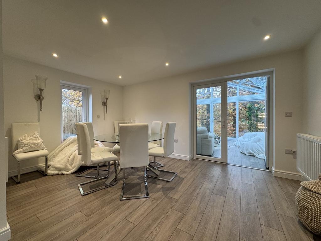 Dining and Lounge Area