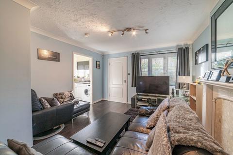2 bedroom ground floor flat for sale, Garthorp Road, Manchester M23