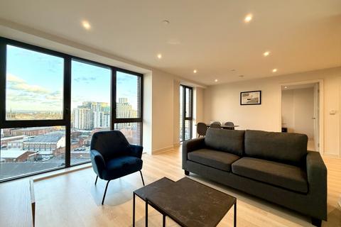 2 bedroom apartment to rent, Waterhouse Gardens, Manchester M3
