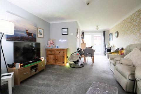 3 bedroom detached house for sale, Oak Close, Uppingham LE15