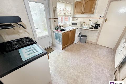 2 bedroom semi-detached house for sale, Roydene Crescent, Leicester, LE4