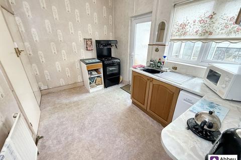 2 bedroom semi-detached house for sale, Roydene Crescent, Leicester, LE4