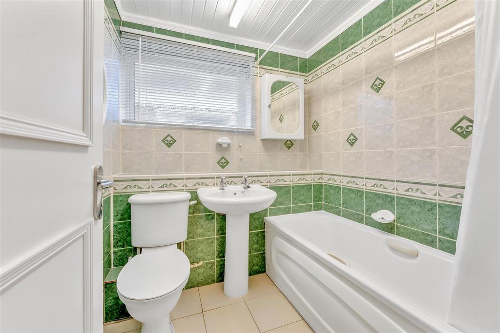 Main Bathroom