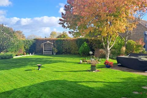 undefined, Marsh Lane, Henstridge, Templecombe, BA8