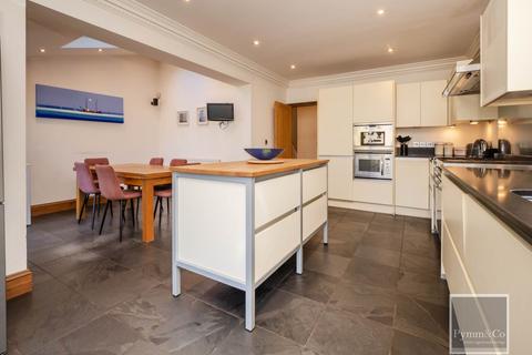 5 bedroom semi-detached house for sale, Clabon Second Close, Norwich NR3