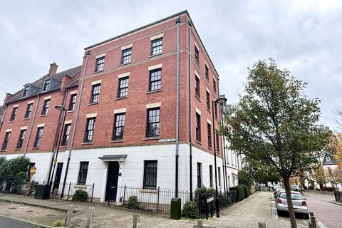 2 bedroom flat for sale, Clickers Drive, Upton, NN5 4ED