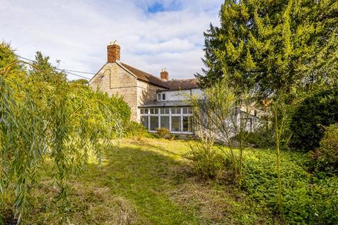 4 bedroom detached house for sale, Main Street, Grantham NG32