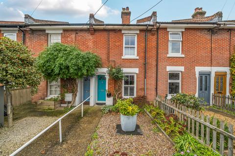 New Road, Southampton SO31