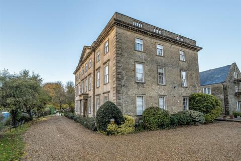 2 bedroom flat for sale, Monkton Park, Chippenham