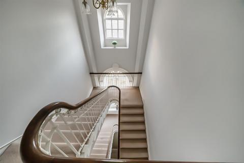 2 bedroom flat for sale, Monkton Park, Chippenham