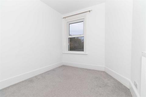 3 bedroom apartment for sale, St. Michaels Road, Worthing