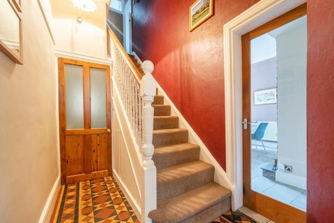 6 bedroom terraced house for sale, Market Street, Llanfyllin