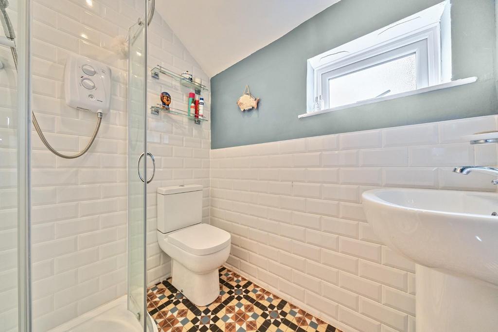 Shower Room.jpg
