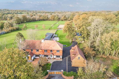 undefined, New Road, Billingshurst, RH14