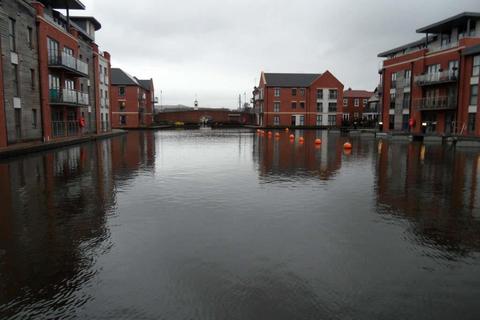 2 bedroom flat for sale, Severn View, Larch Way