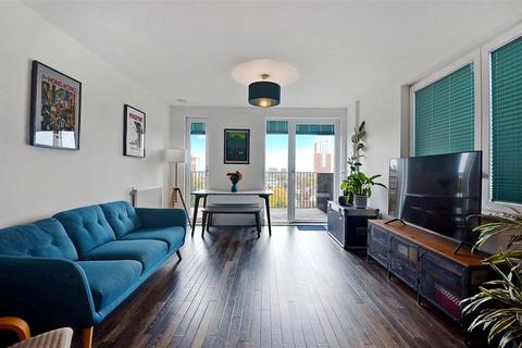 2 bedroom flat for sale, Moulding Lane, London SE14