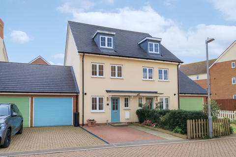 3 bedroom semi-detached house for sale, Colmanton Grove, Deal CT14